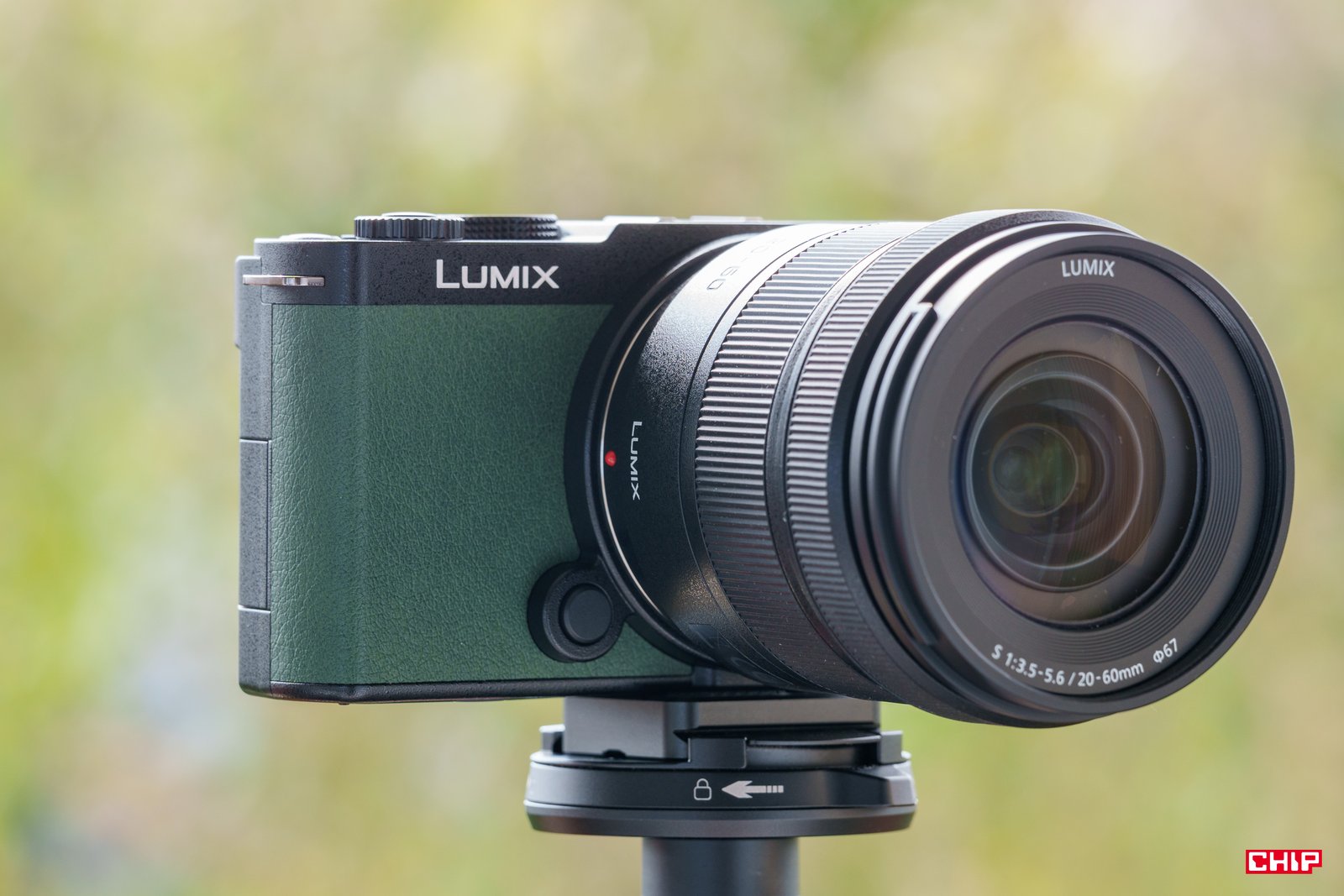 Panasonic Lumix DC-S9