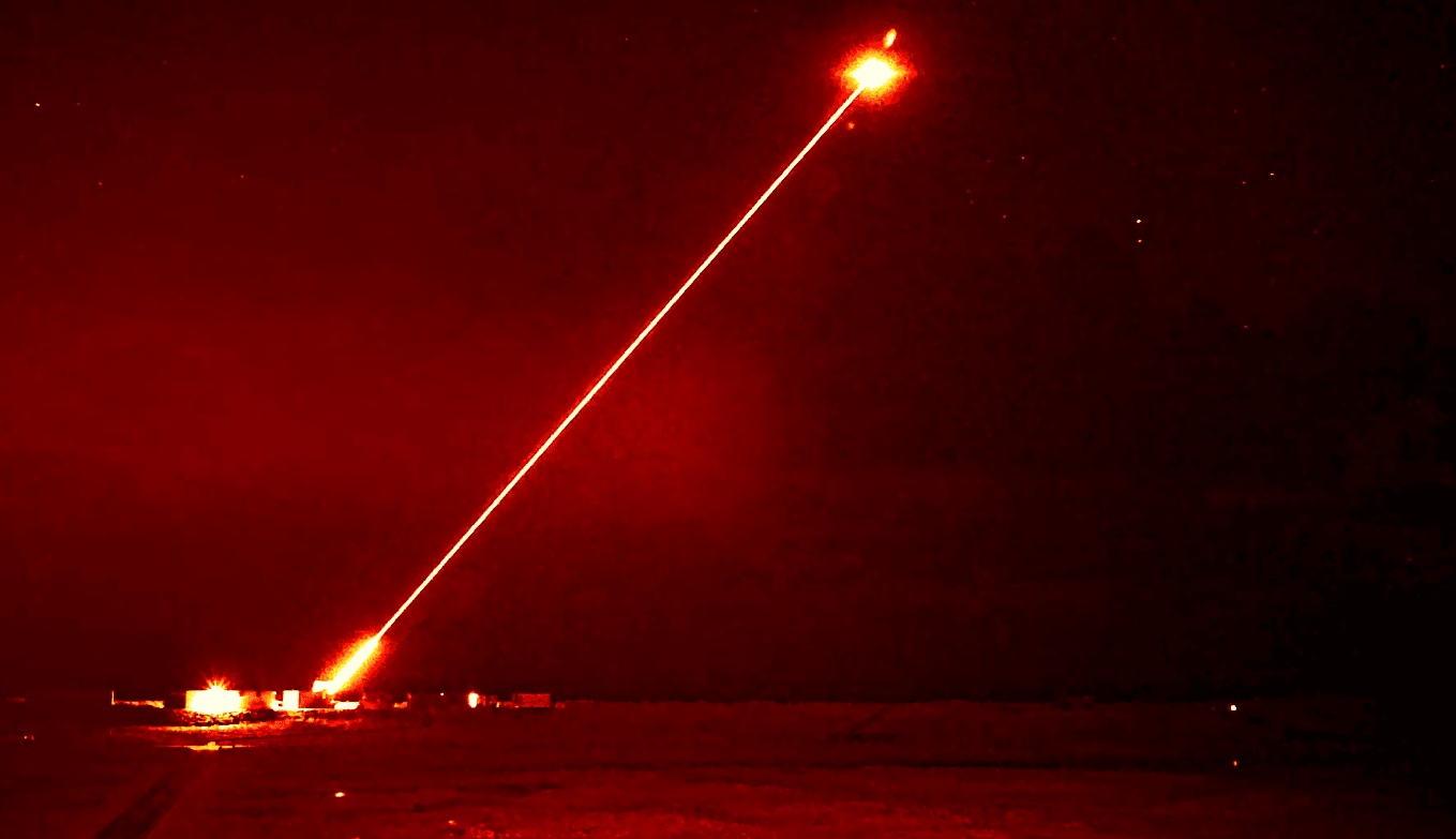 Zdjęcie poglądowe - test lasera DragonFire