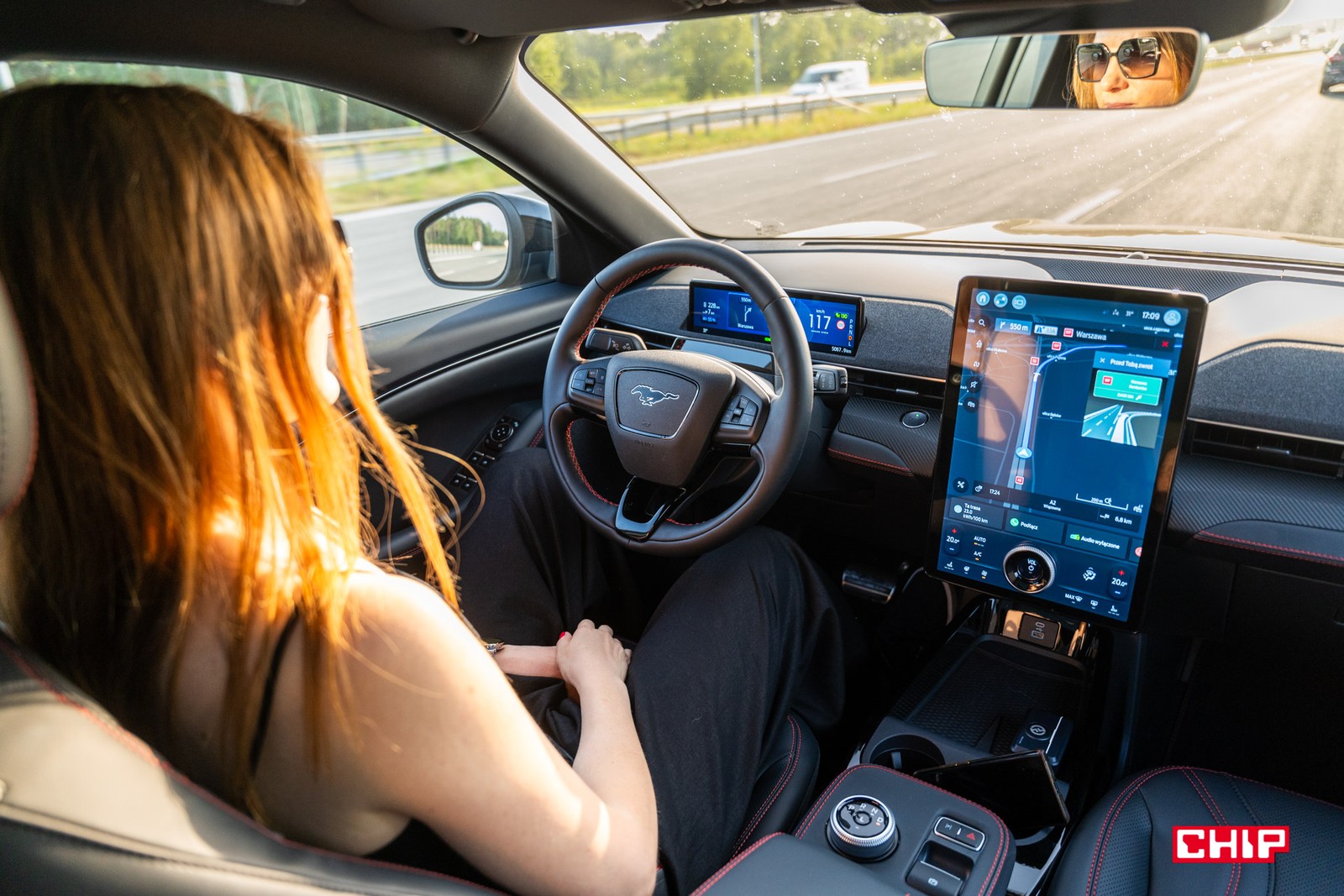 Jazda bez użycia rąk po polskiej autostradzie. Przeżyliśmy testy Ford BlueCruise