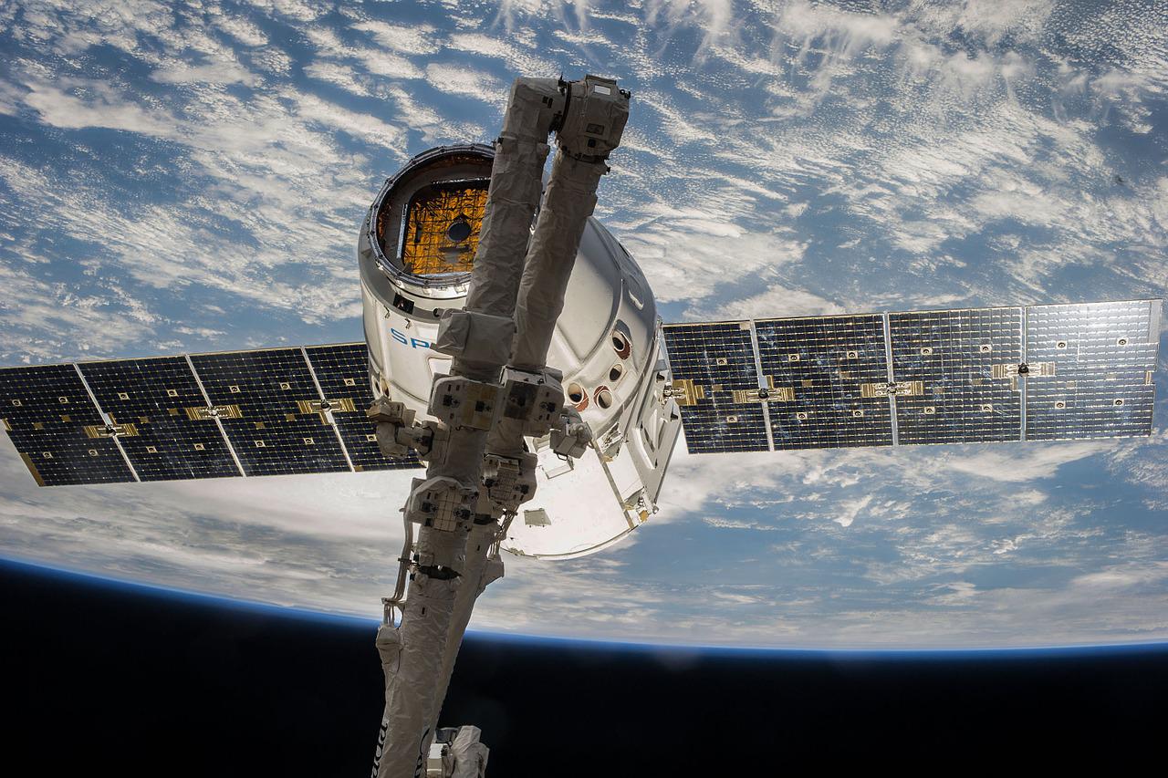 Satelita zobaczy cel i ruszy za nim. Wojsko USA szykuje pościgi na orbicie