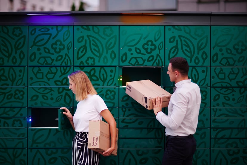 Allegro atakuje InPost tam, gdzie boli najbardziej. Prostsza wysyłka paczek właśnie weszła do gry