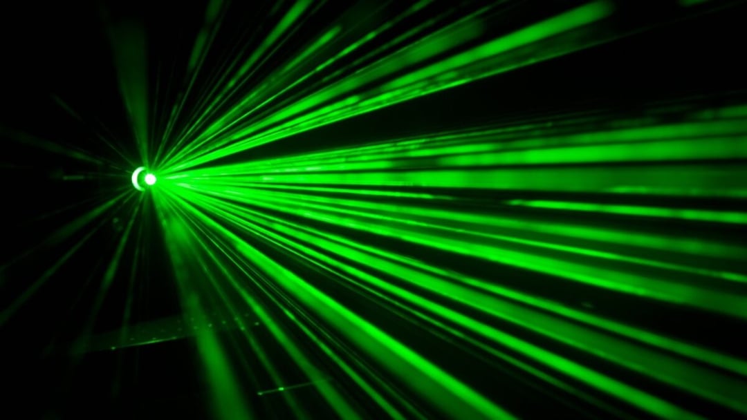 Ta cząstka istnieje krócej, niż trwa mrugnięcie oka. Fizycy po raz pierwszy uwiecznili jej narodziny