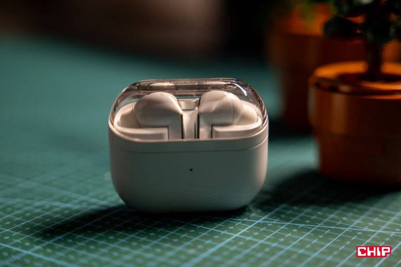 Nowy gest w Galaxy Buds 4 pchnie tłumaczenie rozmów na wyższy poziom