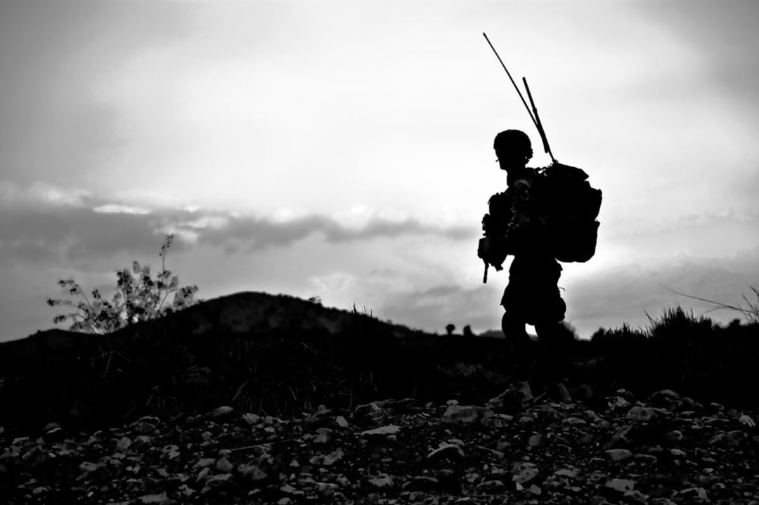 Zrzucą na wrogów ciemność i odetną od świata. Najbardziej niepokojący scenariusz wojny