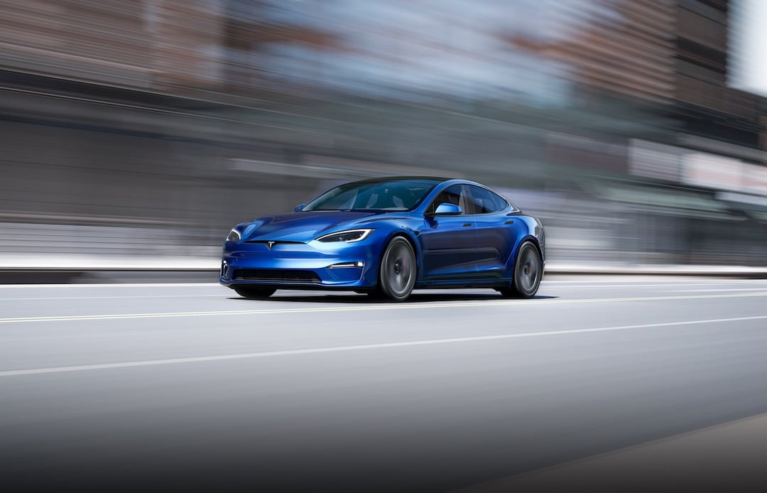 Tesla miała dostać CarPlay, ale coś nie zagrało. O co chodzi?