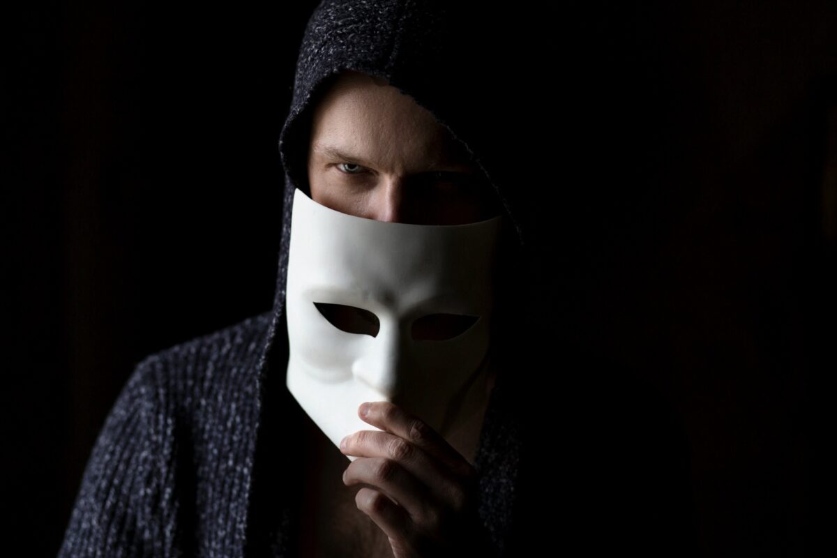 Deepfake’i zalewają polski internet. Problemem przestaje być technologia, tylko nasza łatwowierność