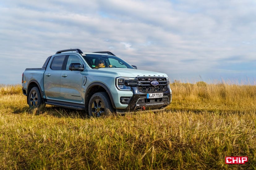 Ford Ranger PHEV w pierwszej trasie – po co prąd w takim aucie?