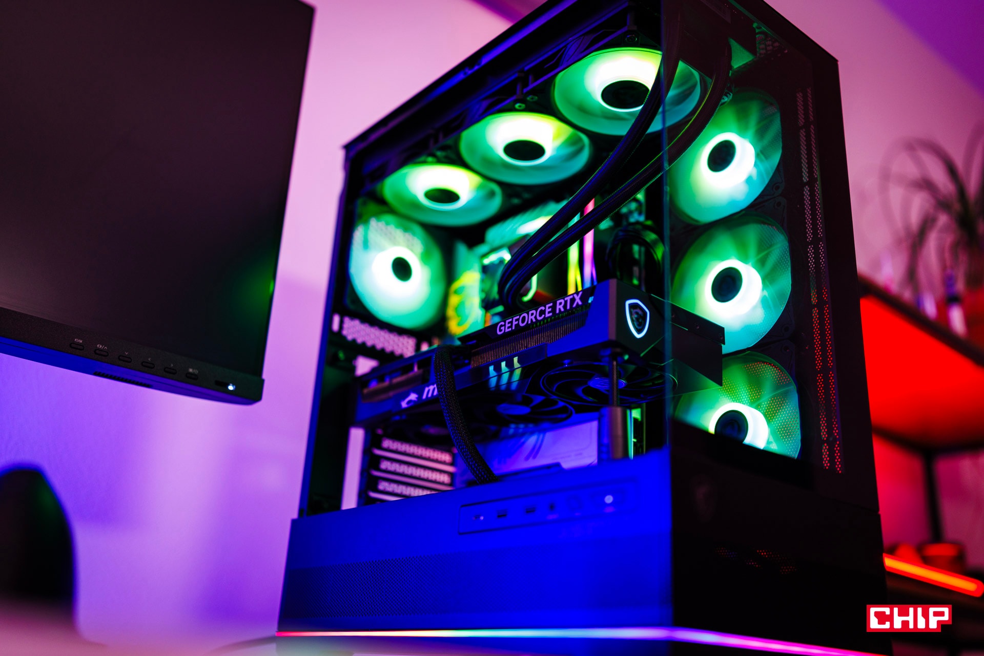 NVIDIA zmienia to, czym jest komputer osobisty. Jednak czy era “komputerów-agentów” ma sens?