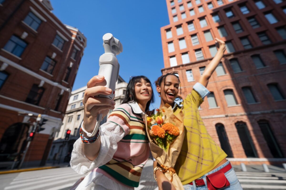 Luna Pro od Insta360, wyczekiwany gimbal jest nareszcie dostępny globalnie