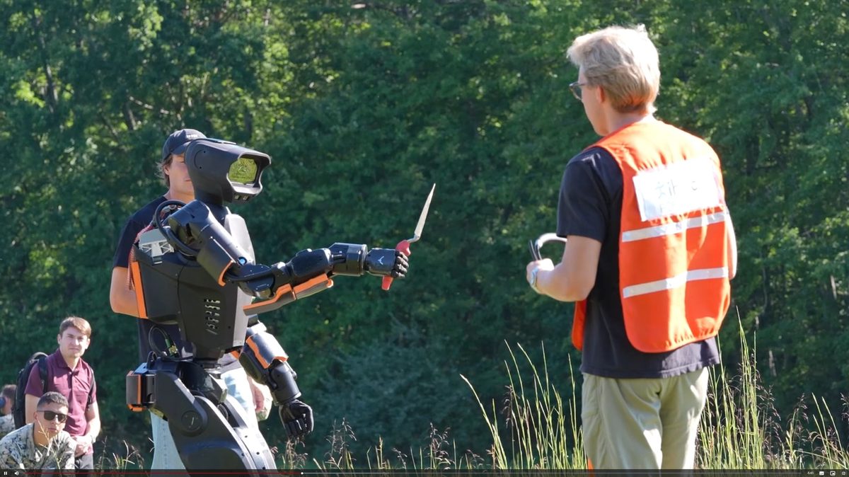 Przyszłość wojny właśnie dostała nogi. Armia USA wybrała robota-żołnierza do najgorszych misji