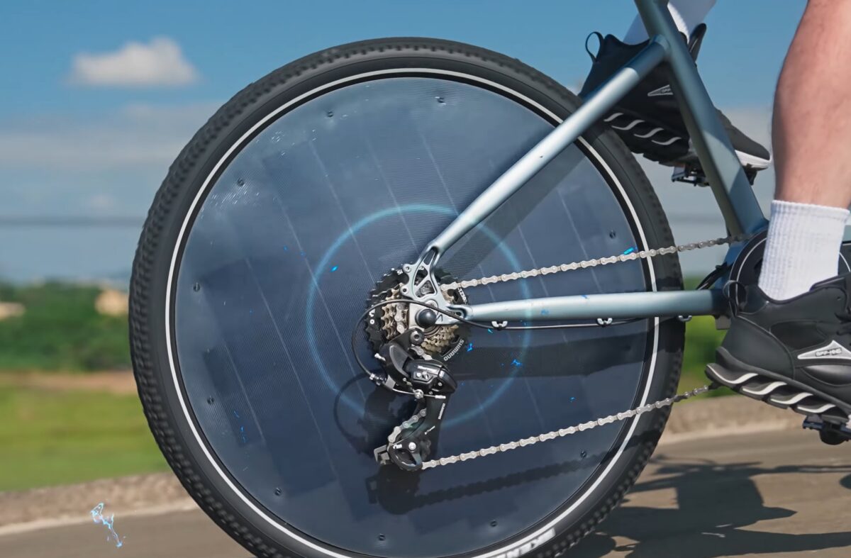 Elektryczny rower żywi się Słońcem podczas jazdy, a ja obawiam się jednego