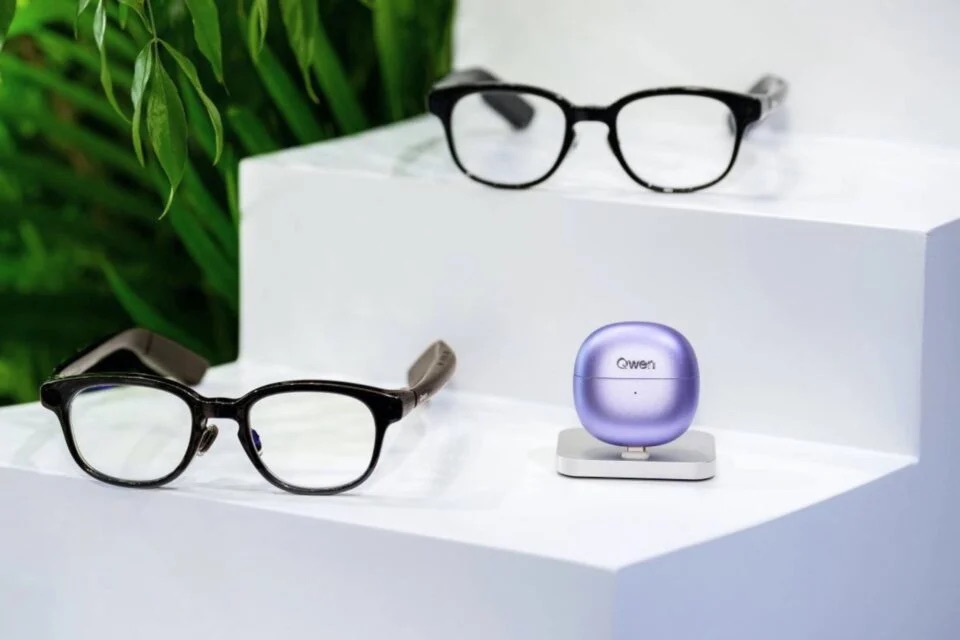Smart okulary z aparatem prosto z flagowego smartfona? Chińczycy grają na nosie Meta