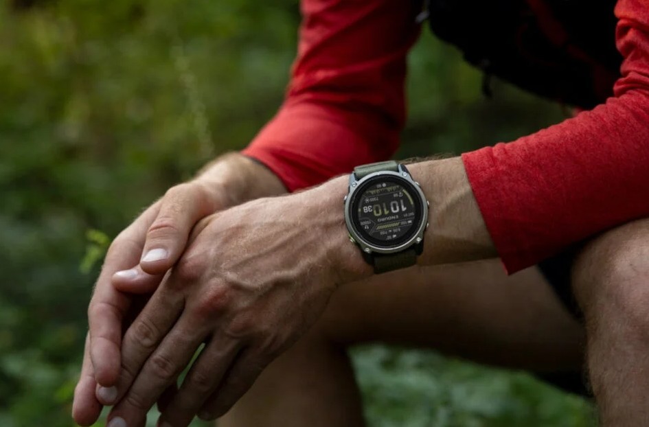 Apple Watch Ultra znowu zostaje w tyle. Garmin Enduro 4 zawstydza konkurencję baterią