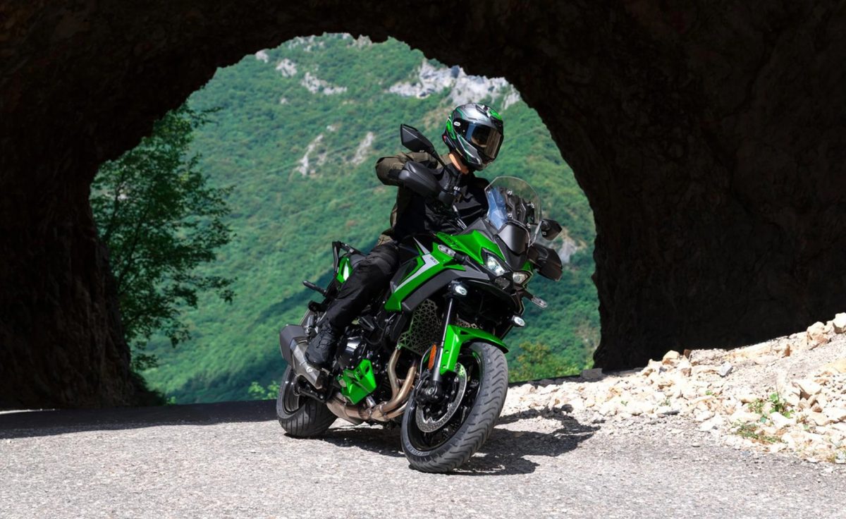 Kawasaki przeszczepiło serce Z900 do turystyka, ale to nie koniec niespodzianek w tym motocyklu
