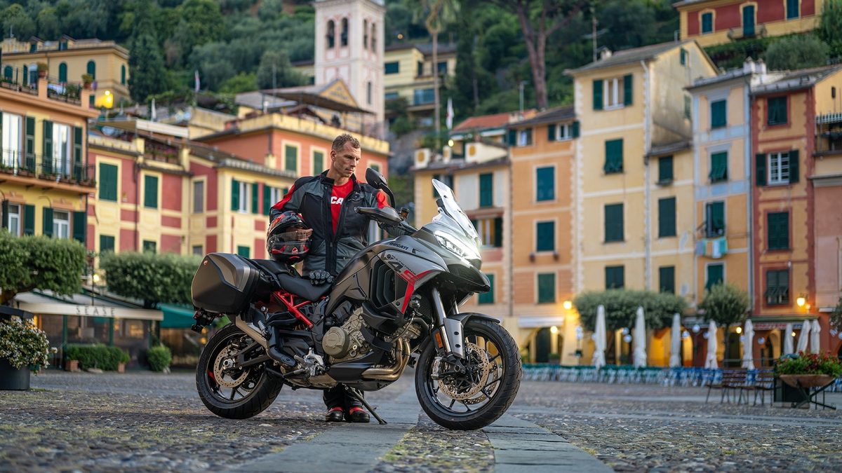 Ducati pokazało motocykl na 2027 rok. Technologicznie jest bliżej samochodu niż kiedykolwiek